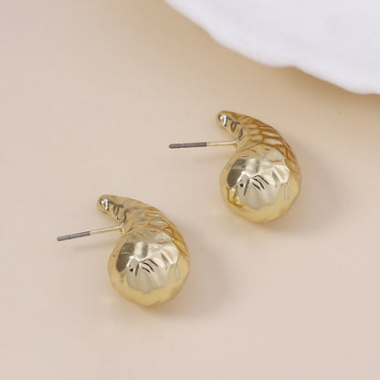 Orecchino romantico per momenti speciali