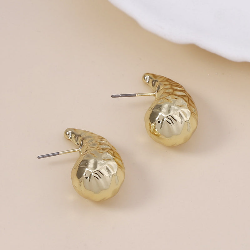 Orecchino romantico per momenti speciali