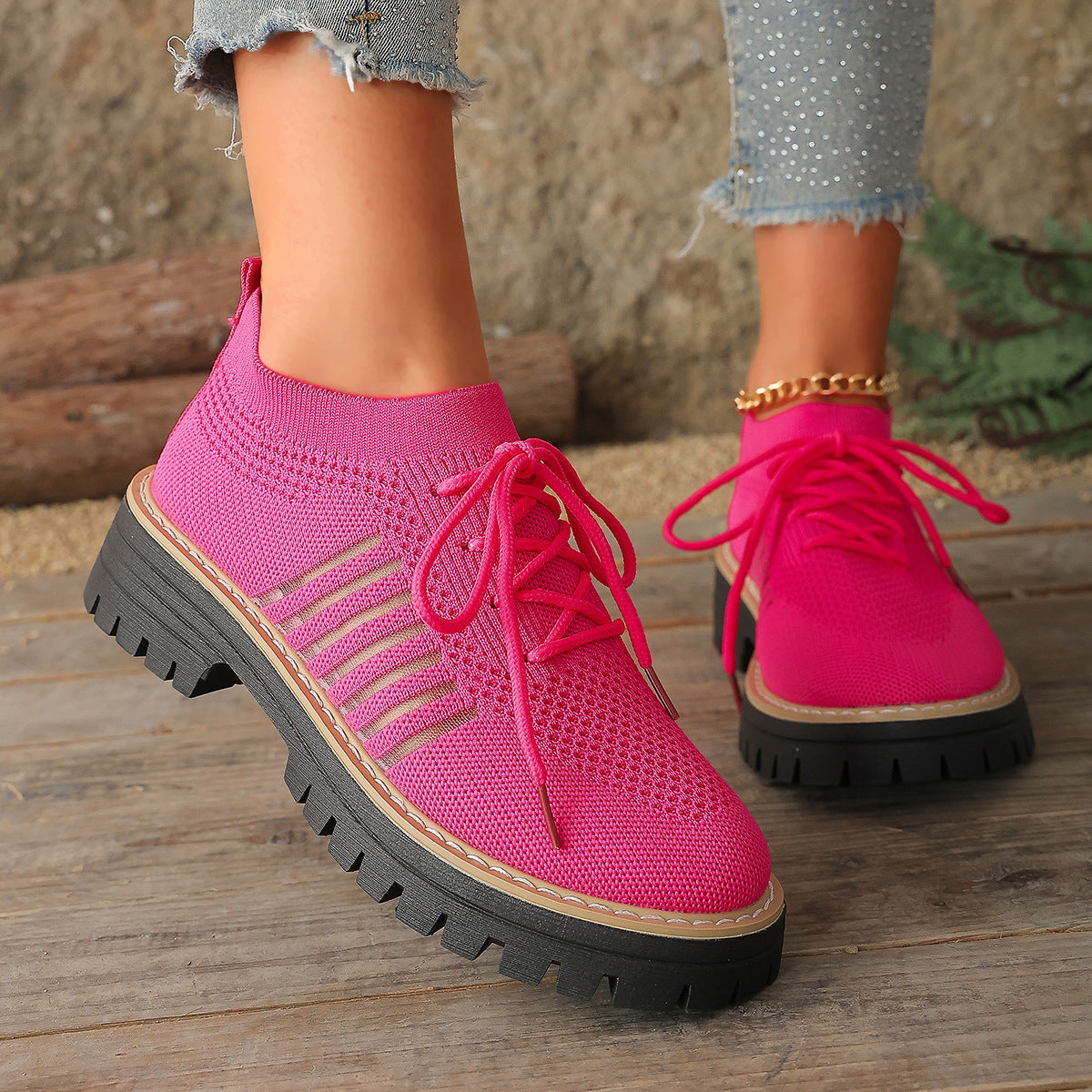 Scarpe Ortopediche Aggraziate dal Look Moderno