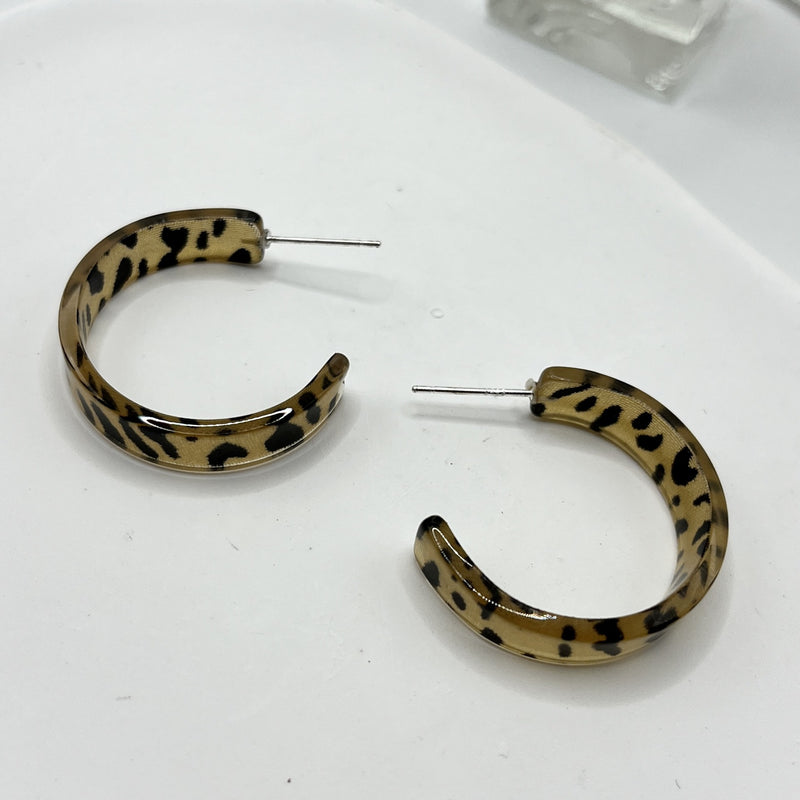 Orecchino bellissimo con stile unico