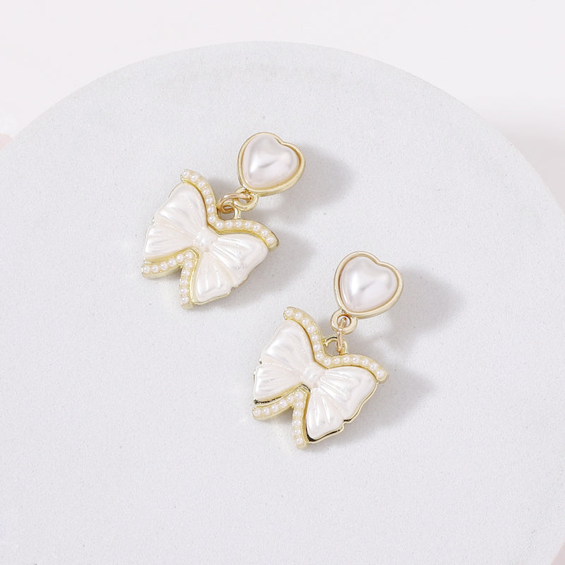 Oro Orecchino elegante per ogni occasione