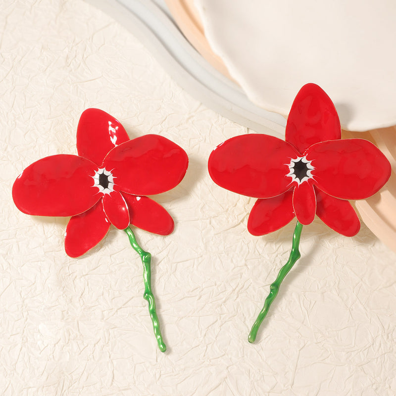 Orecchino artigianale delicato