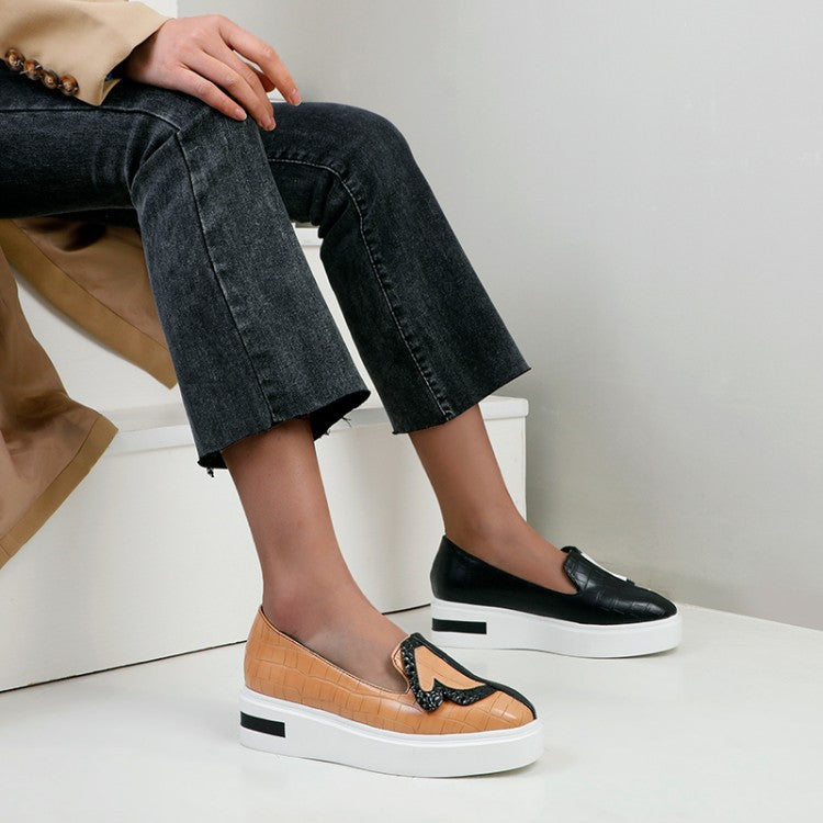 Scarpe Ortopediche Aggraziate dal Look Moderno