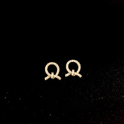 Orecchino stupendo per uso quotidiano