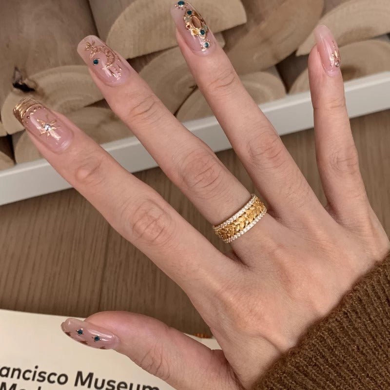 Anello affascinante per ogni occasione