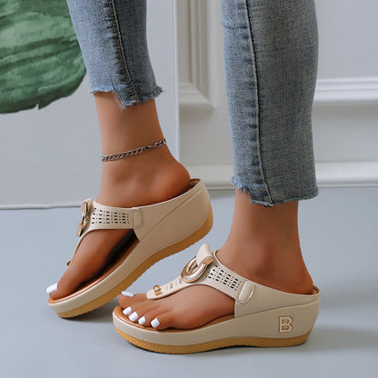 Sandali Ortopediche Aggraziate dal Look Moderno