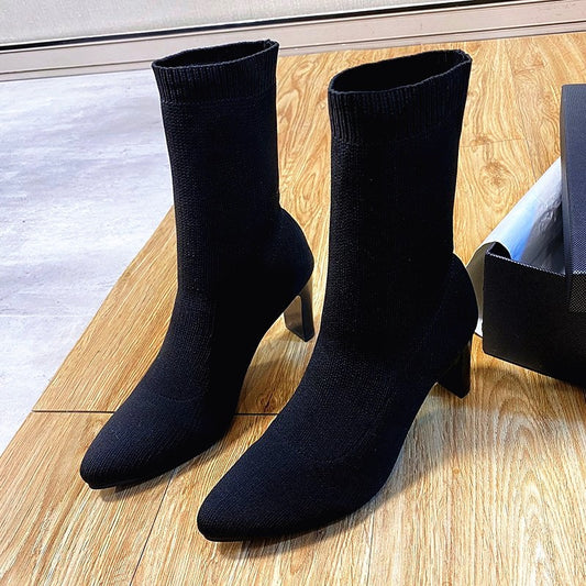 Stivali Ortopediche Aggraziate dal Look Moderno