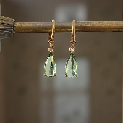 Orecchino elegante per ogni occasione