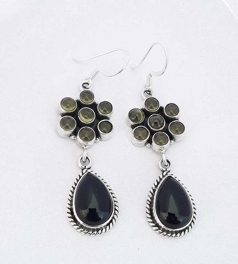 Orecchino classico dal fascino senza tempo