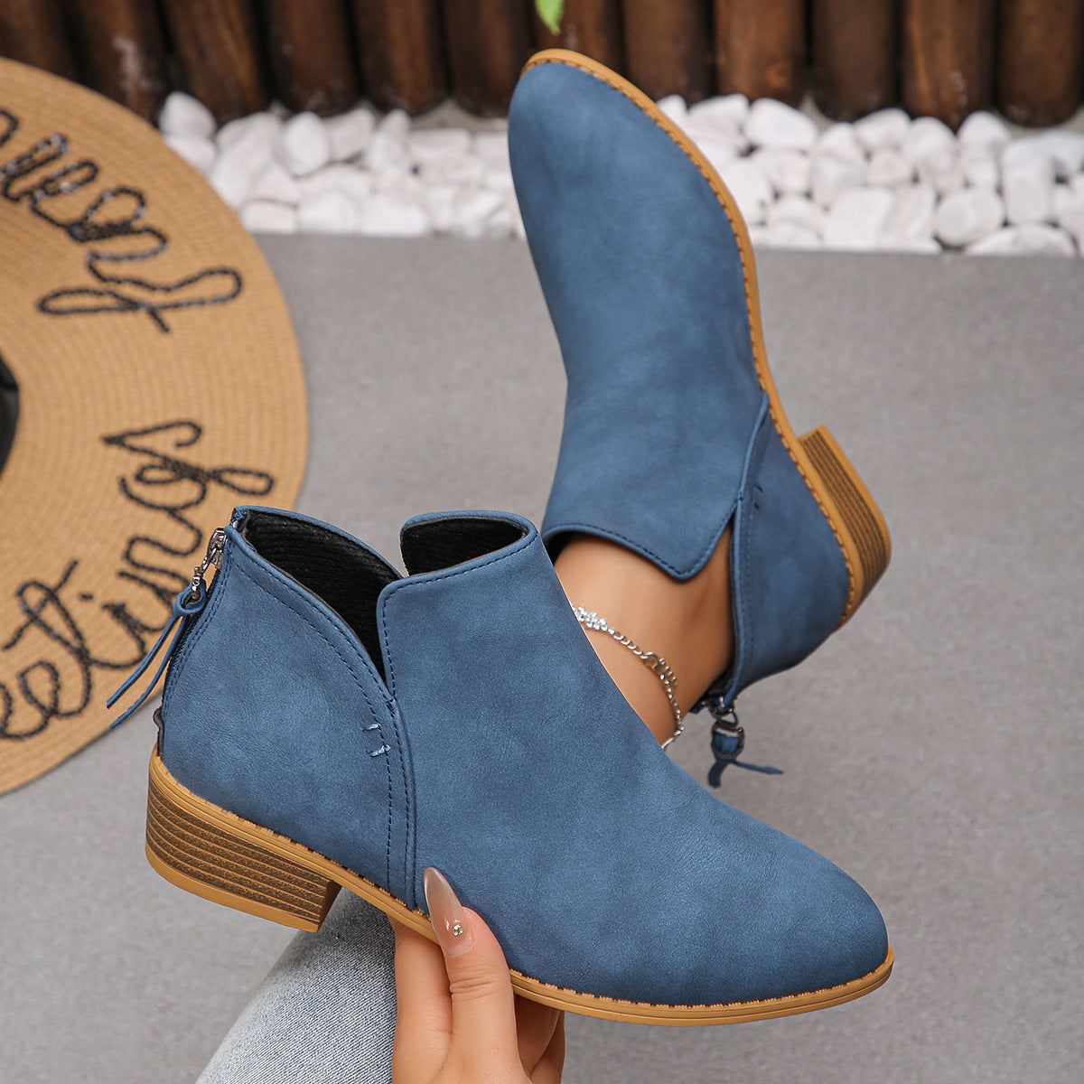 Stivali Ortopediche Aggraziate dal Look Moderno