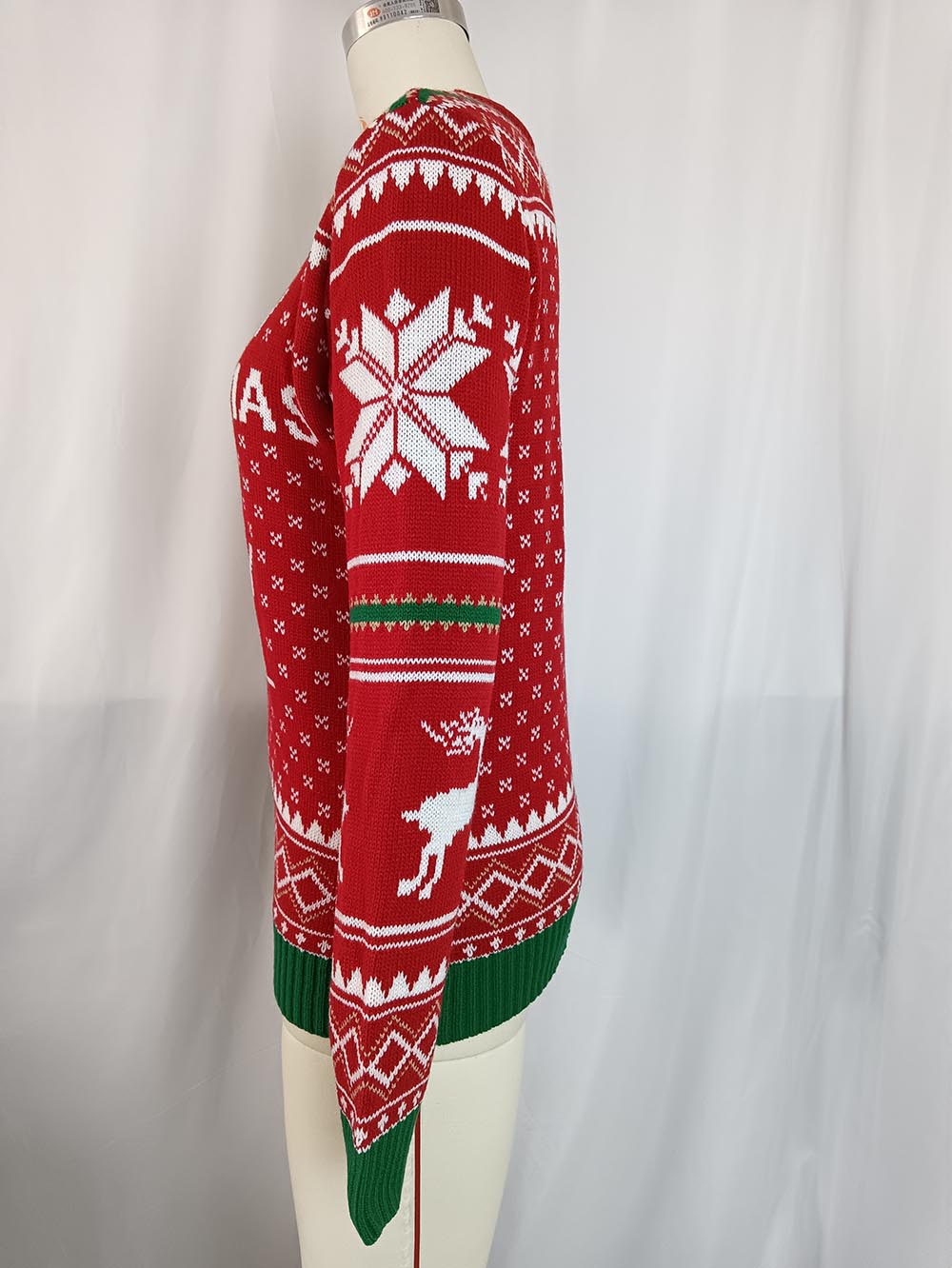 Maglione dal design curato