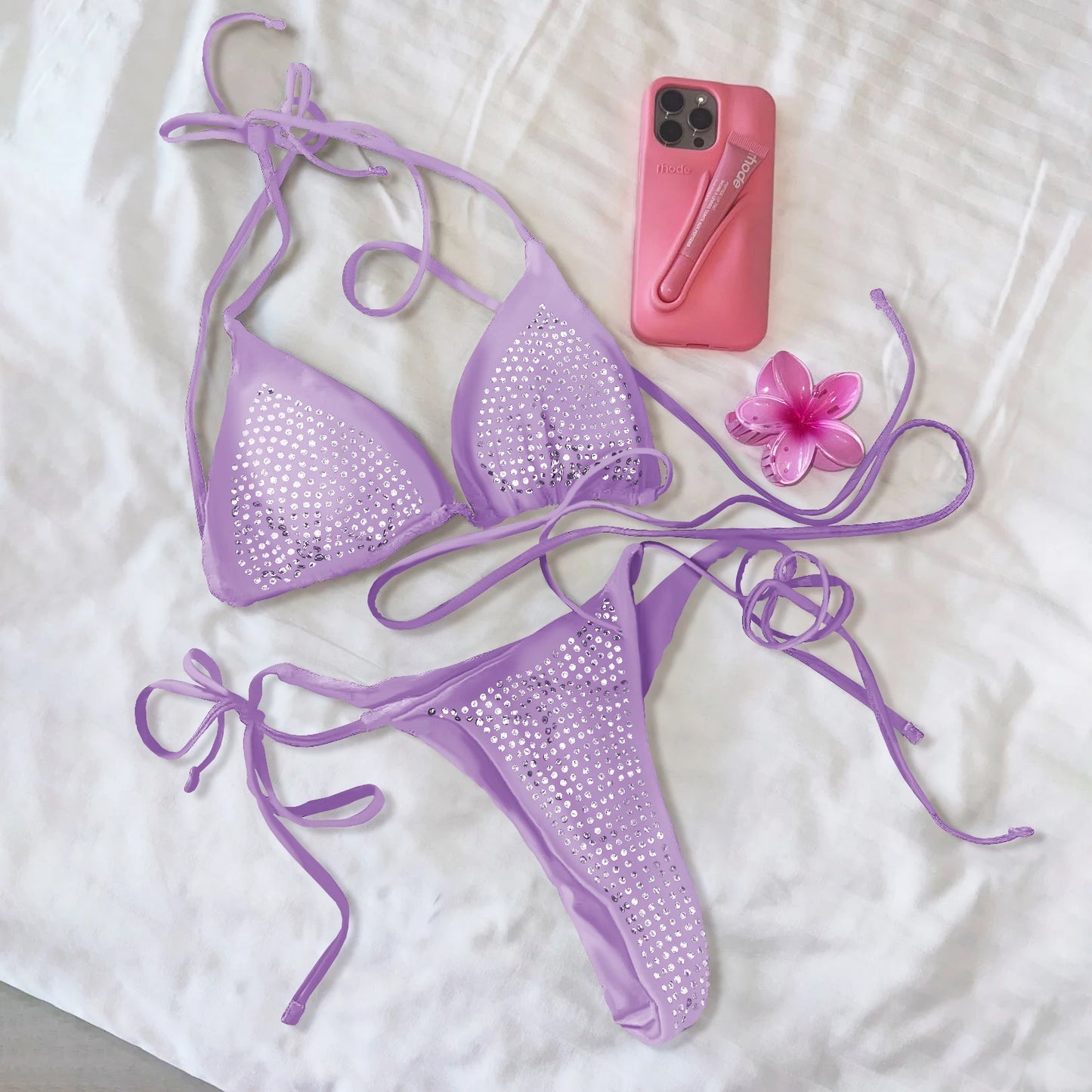 Beautifully Finished Bikini in a Timeless Design