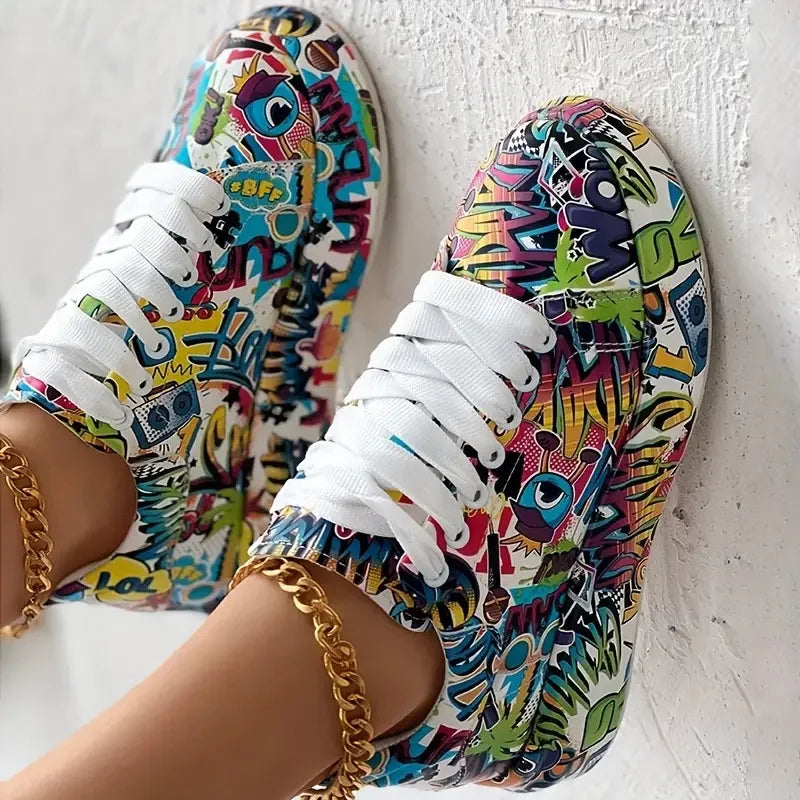 ER | Sneakers alte con stampa graffiti