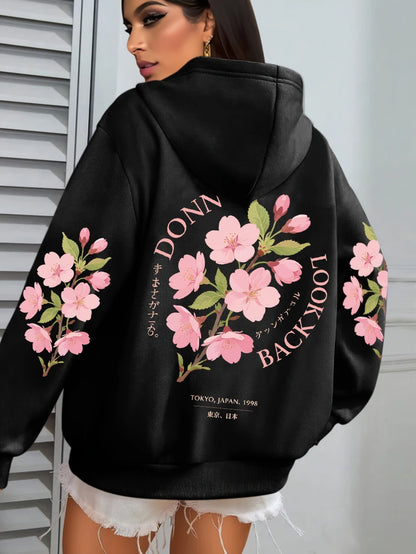 Sottile ed elegante Felpa con cappuccio