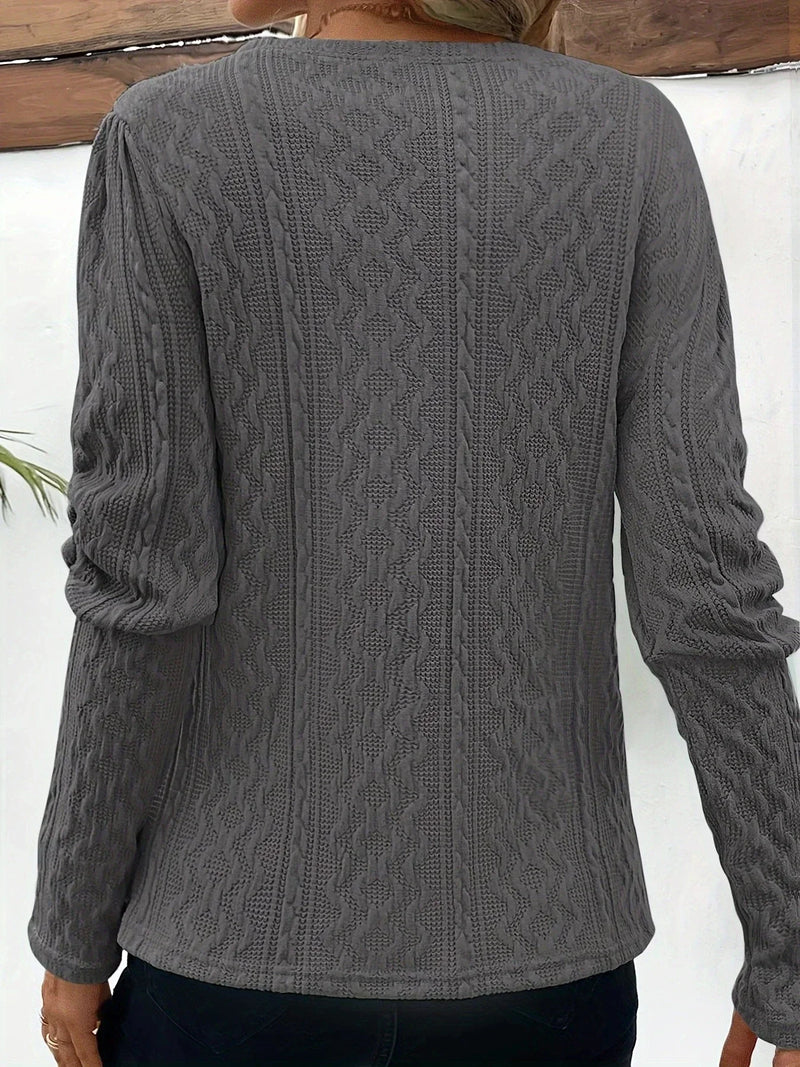 Maglione dal design curato