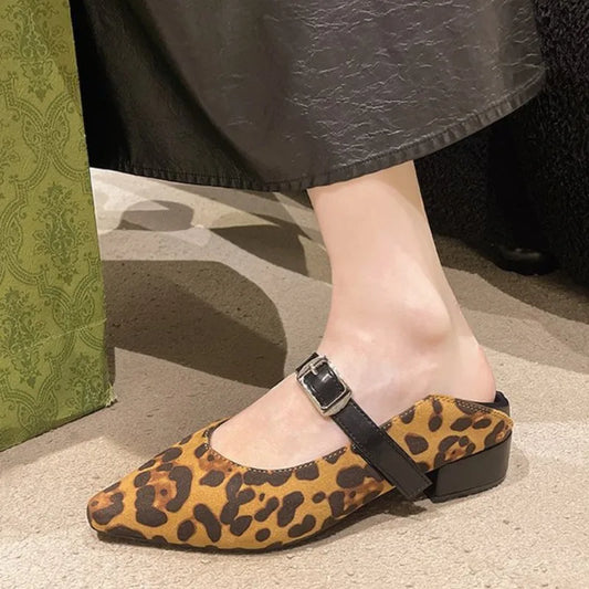 Ortopedico Tacchi elegante e di supporto