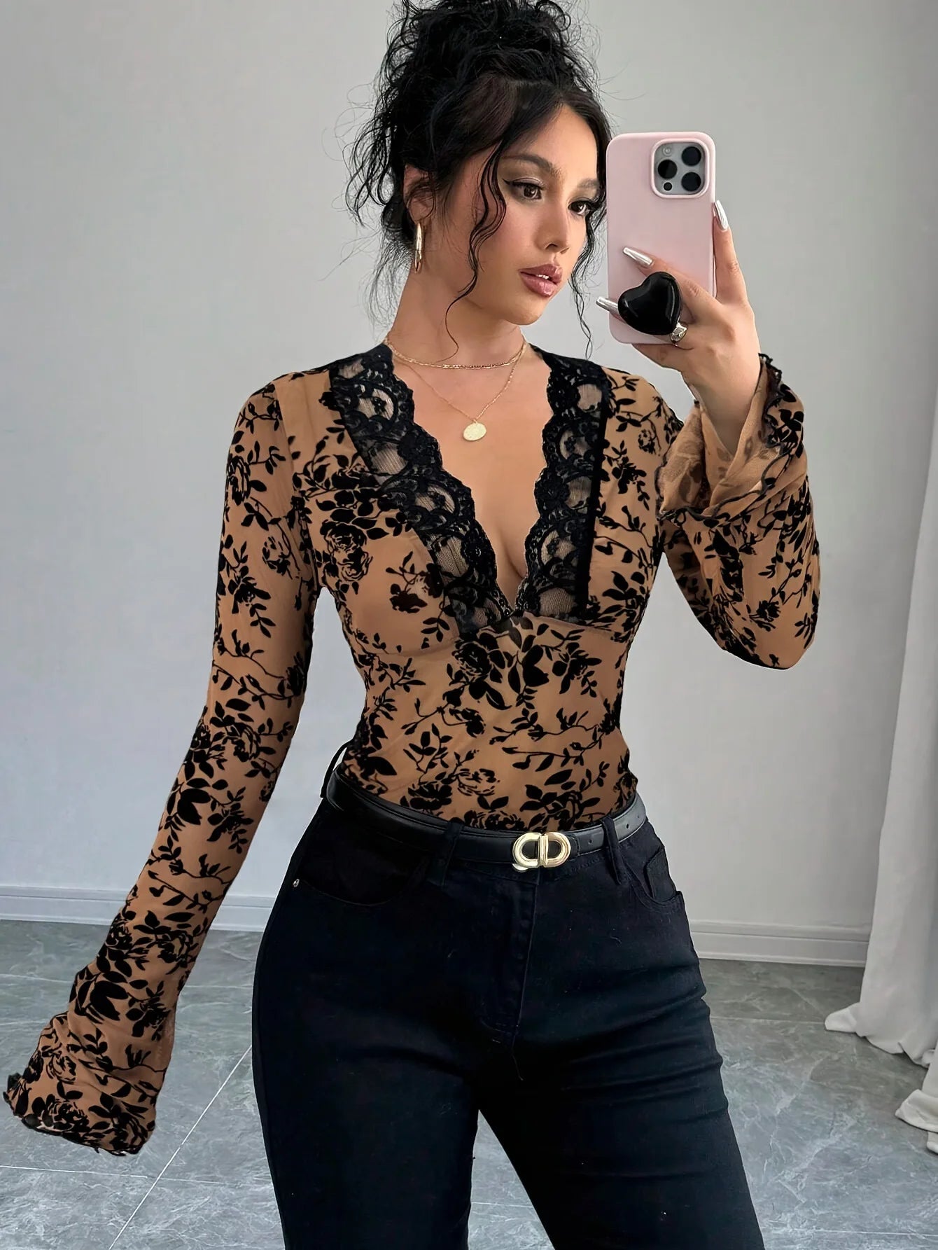 Sottile ed elegante Camicia