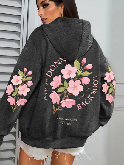 Sottile ed elegante Felpa con cappuccio