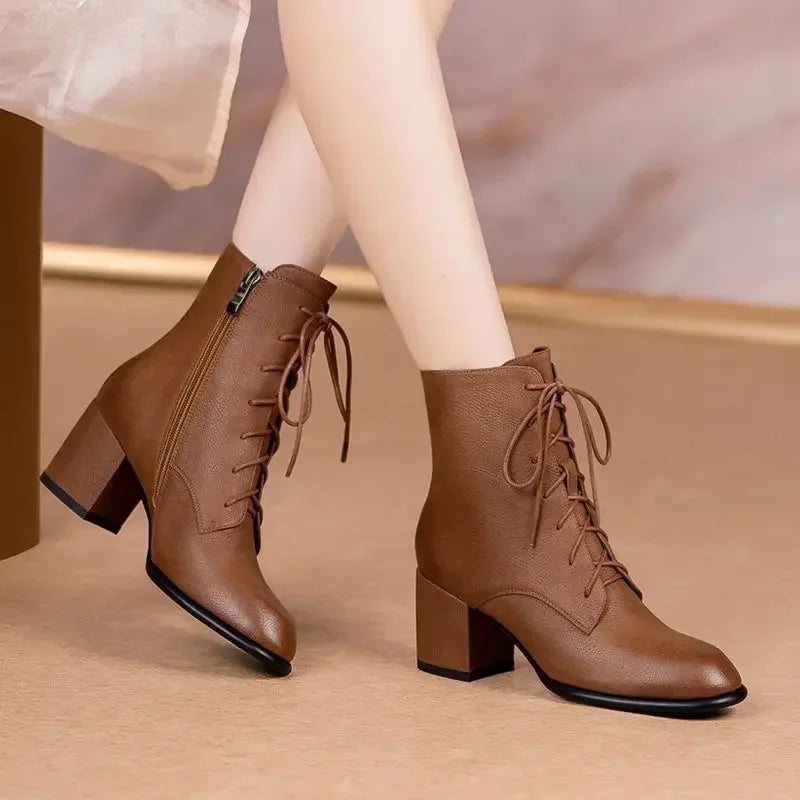 Ortopedico Tacchi elegante e di supporto