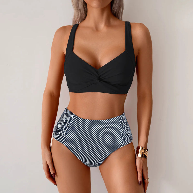 Fluido e favoloso Bikini