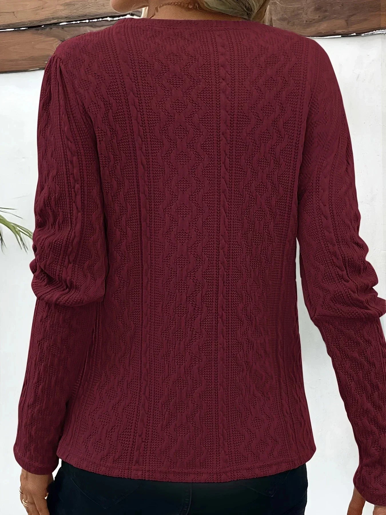 Maglione dal design curato