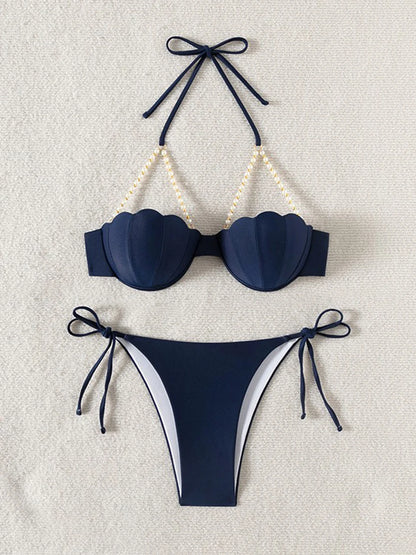 Casually Bikini With a Refined Edge