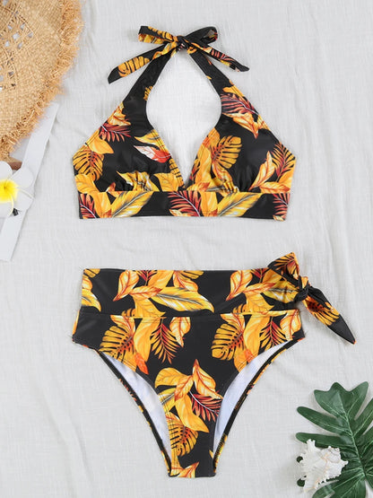 Beautifully Finished Bikini in a Timeless Design
