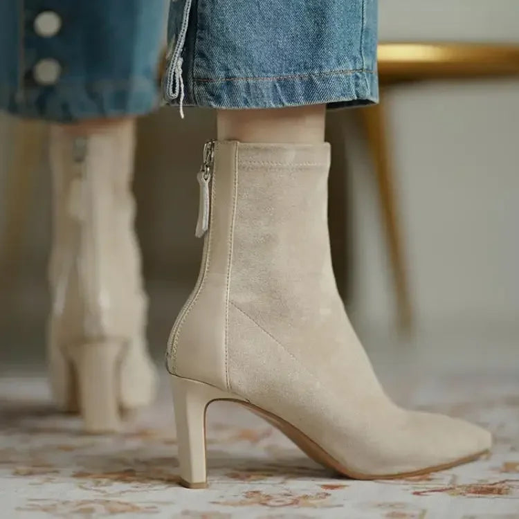 Ortopedico Tacchi alla moda e di supporto