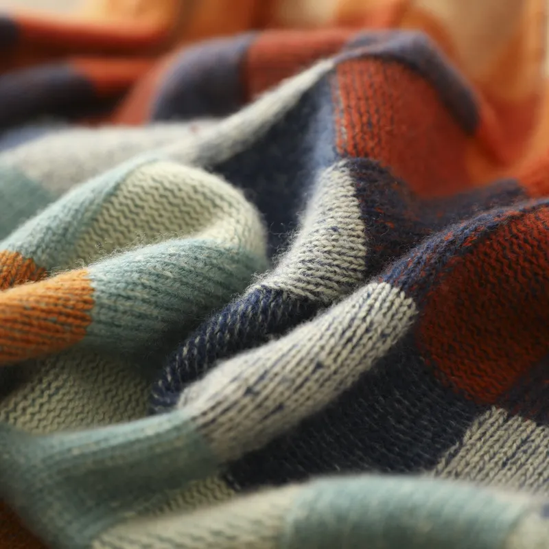 Maglione dal design curato