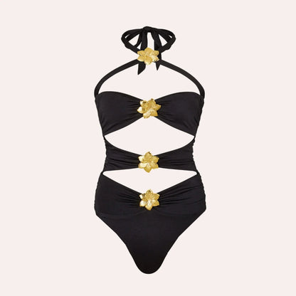 Casually Bikini With a Refined Edge
