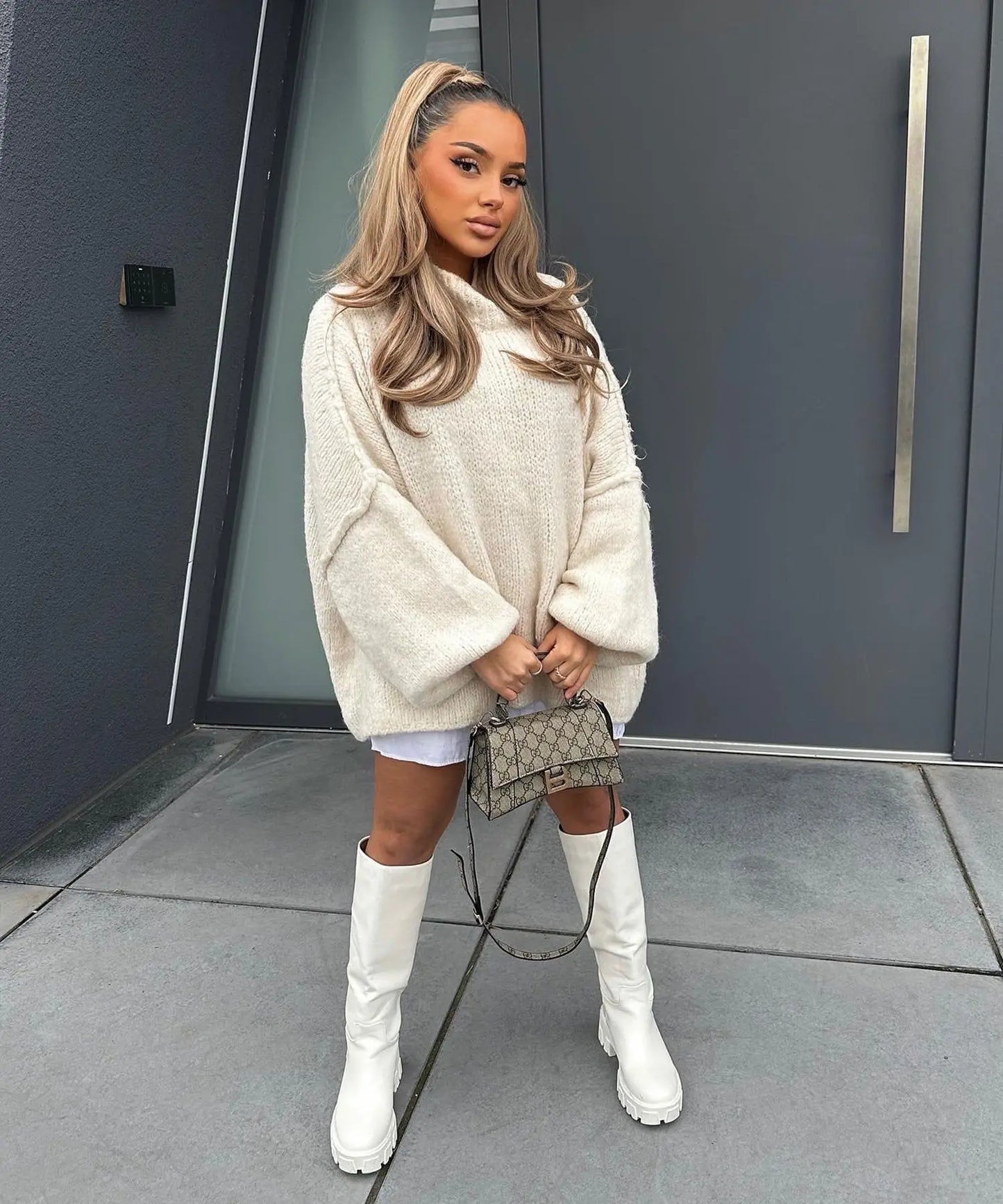 Moderno e minimalista Maglione