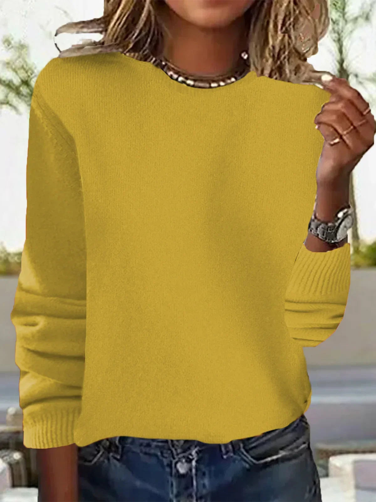 Maglione slanciato e contemporaneo