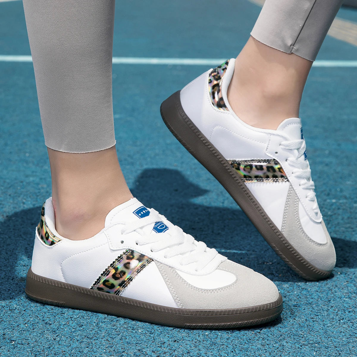 Ortopedico Sneakers alla moda e di supporto