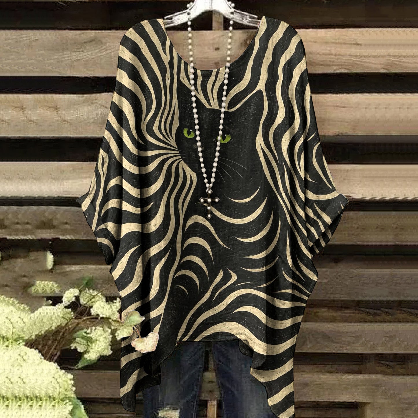 Comstylish Vintage Striped Black Cat Art Irregular Shirt