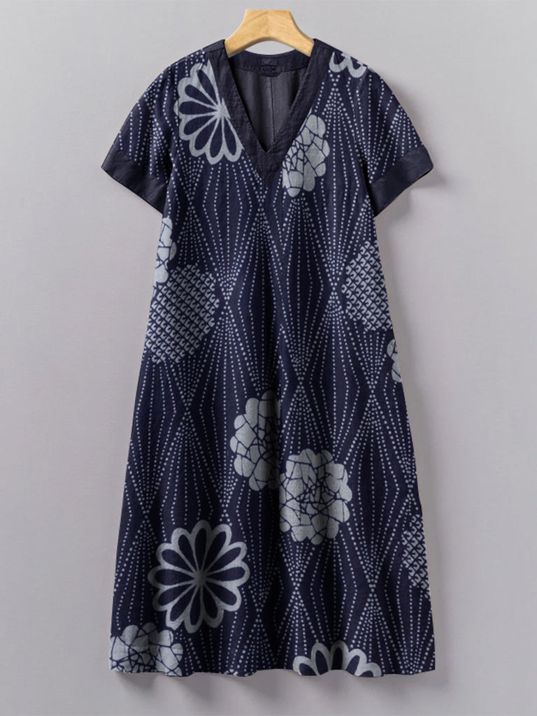 Vintage Japanese Traditional Sashiko Floral Art Pattern Painting V-Nec