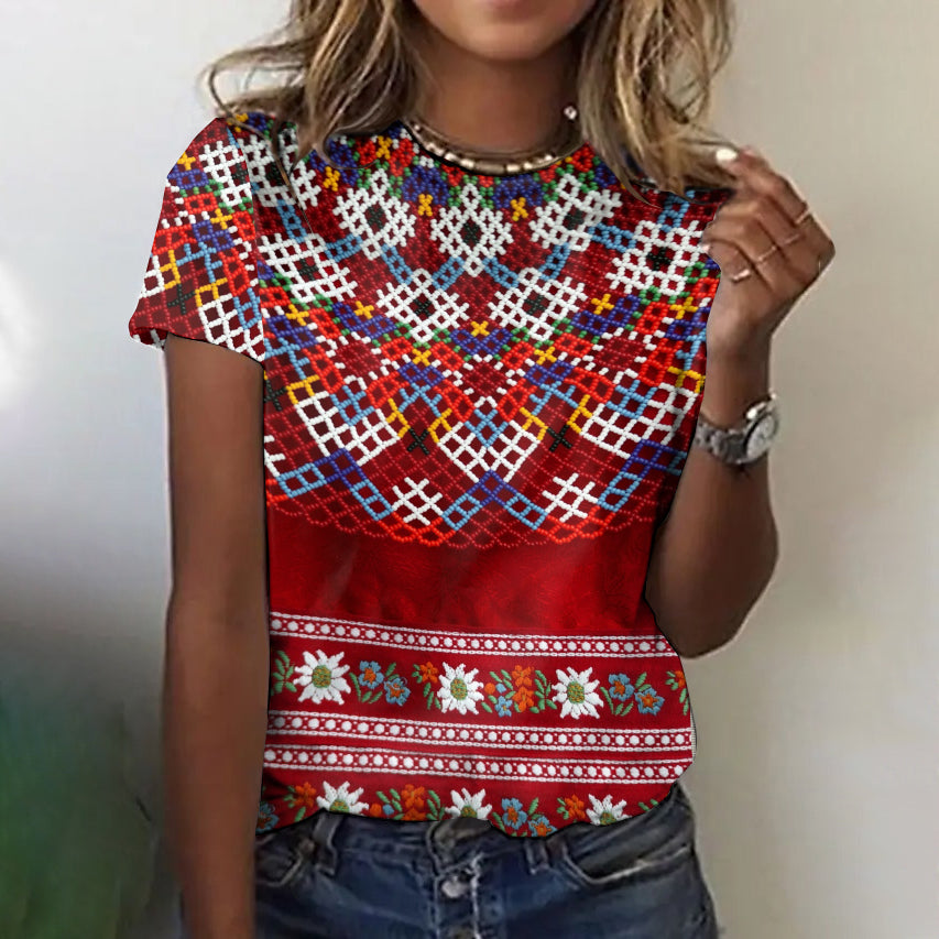 Women's Greenland Aboriginal Clothing Design T-shirt elevenforest