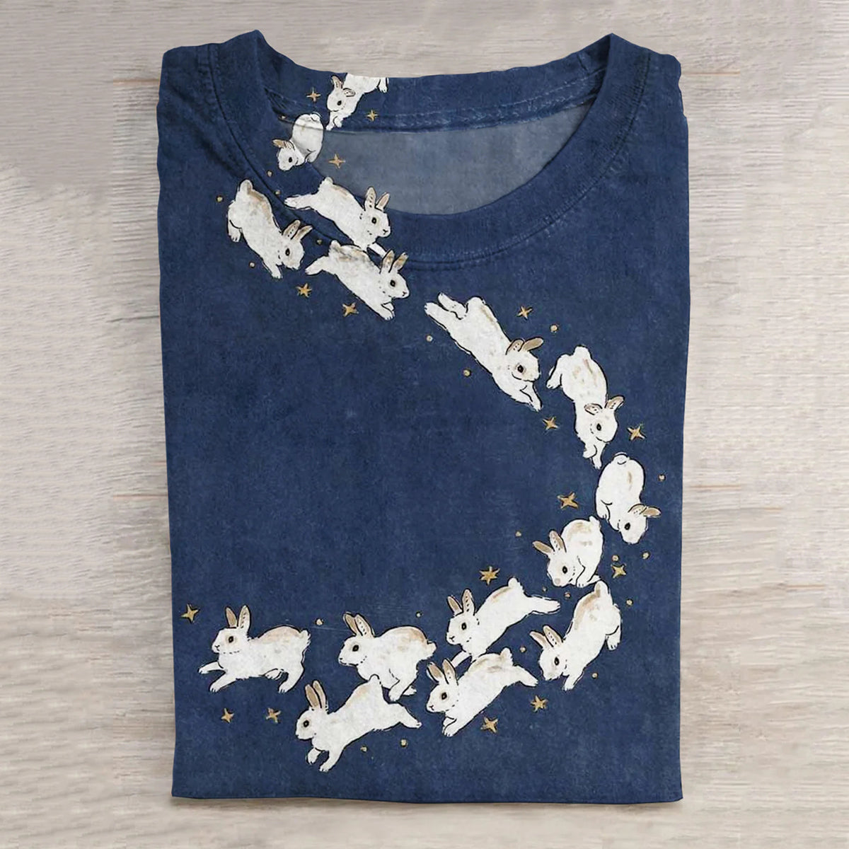 Rabbit Art Print Casual T-Shirt artswardrobe
