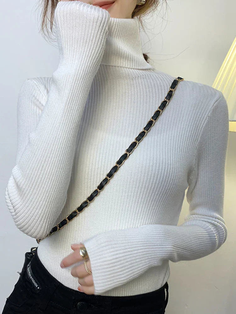 Maglione dal design curato