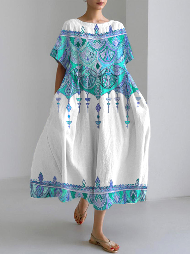 Vestito dal design curato