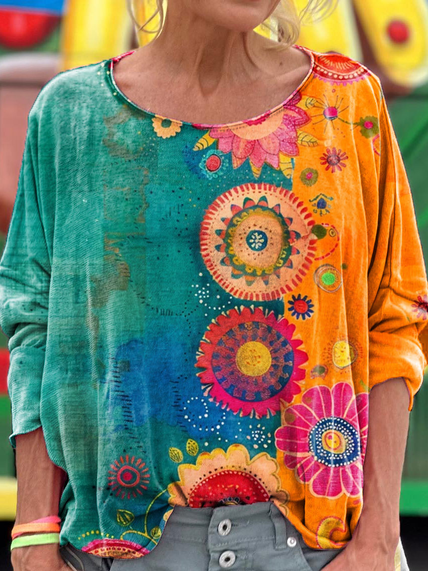 Women's Vintage Love And Peace Flower Art Print T-shirt