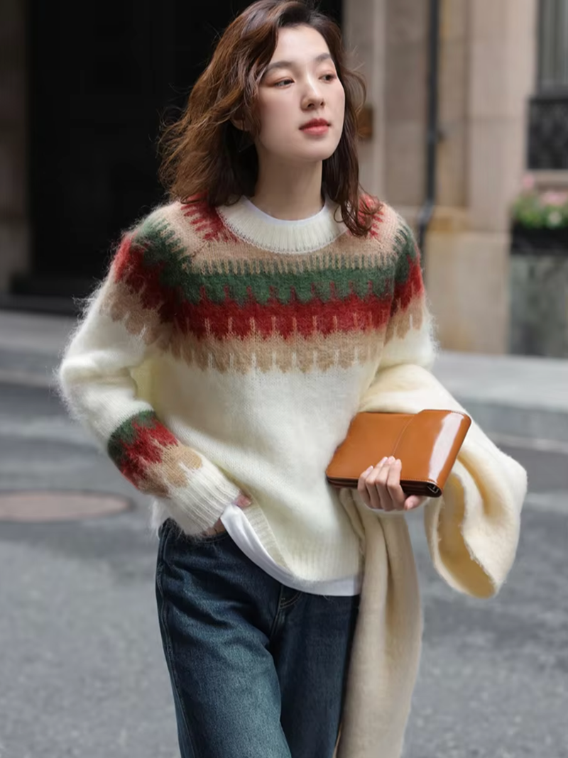 Maglione dal design curato