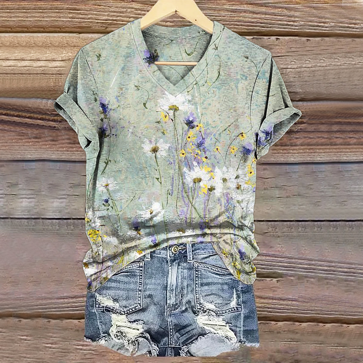 Women's Vintage Floral Art Print V-neck Casual T-Shirt