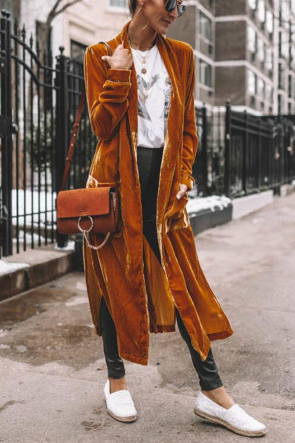 LP | Cappotto lungo di velluto alla moda