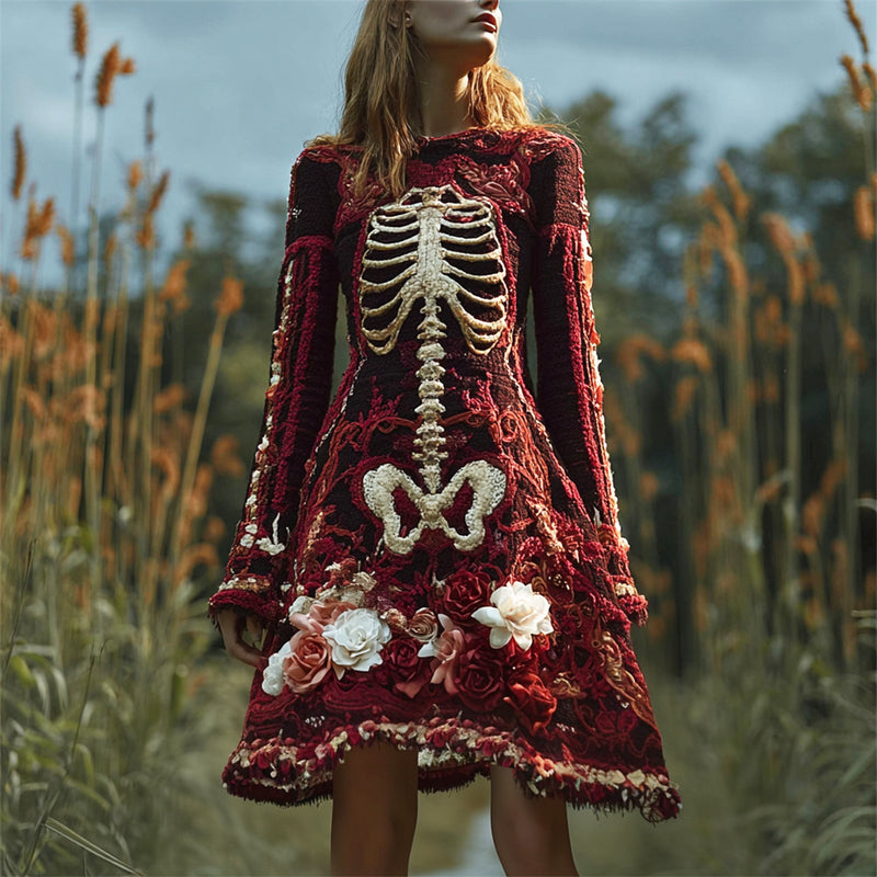 Vestito dal design curato