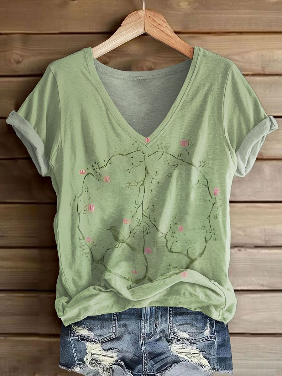 Women's Floral Hippie Art Print V-Neck Casual T-Shirt