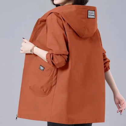 JO | Cappotto lungo primaverile con cappuccio