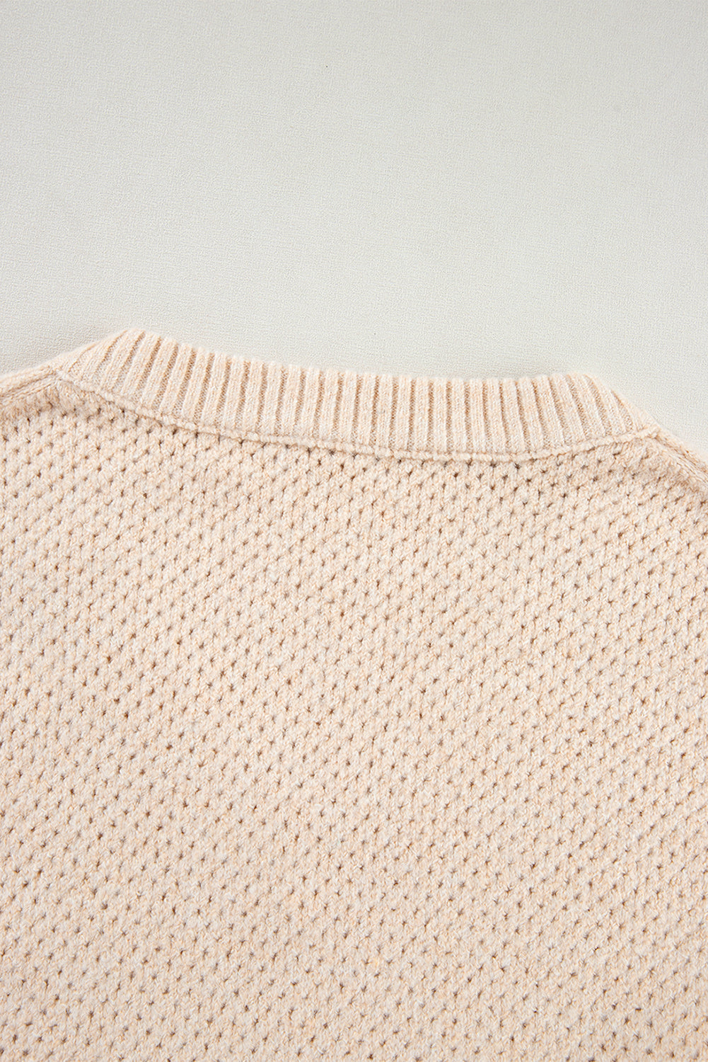 Maglione dal design curato