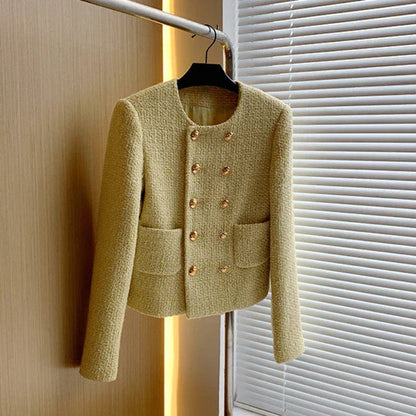  Modern and Fashionable winter Jacket