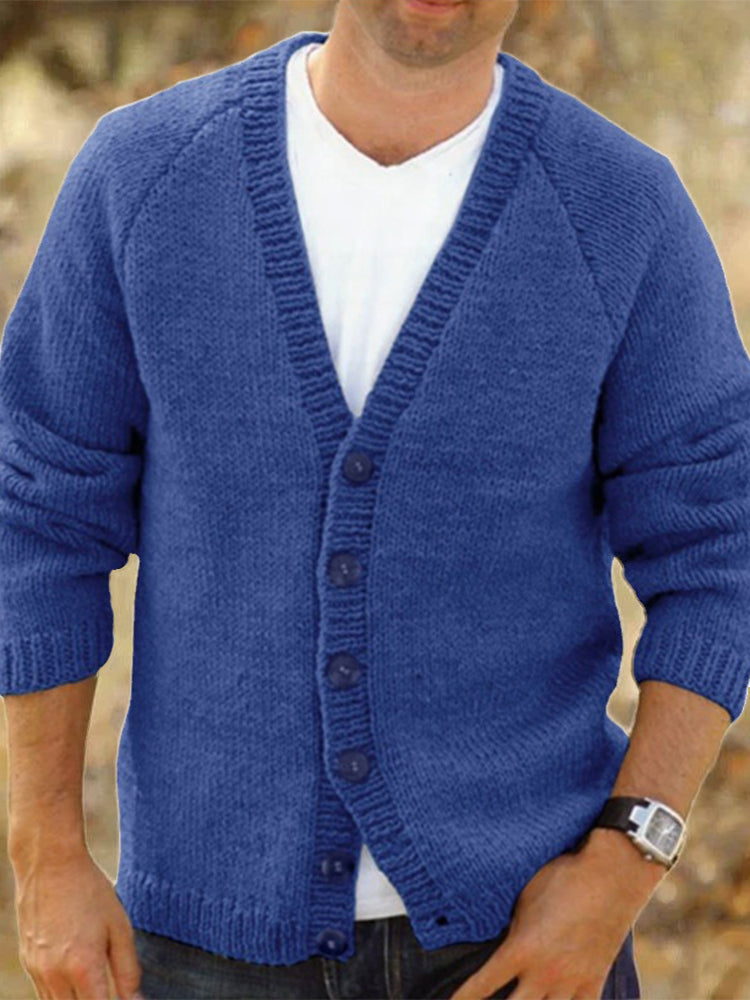 Cardigan dal design classico