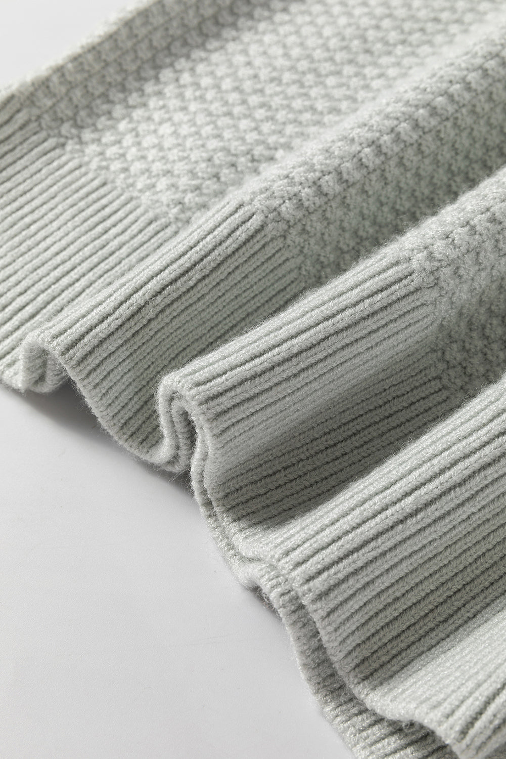 Maglione dal design curato